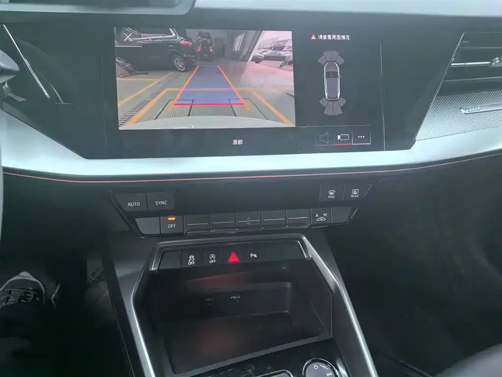 Audi A3 2024 из CN, фото 6