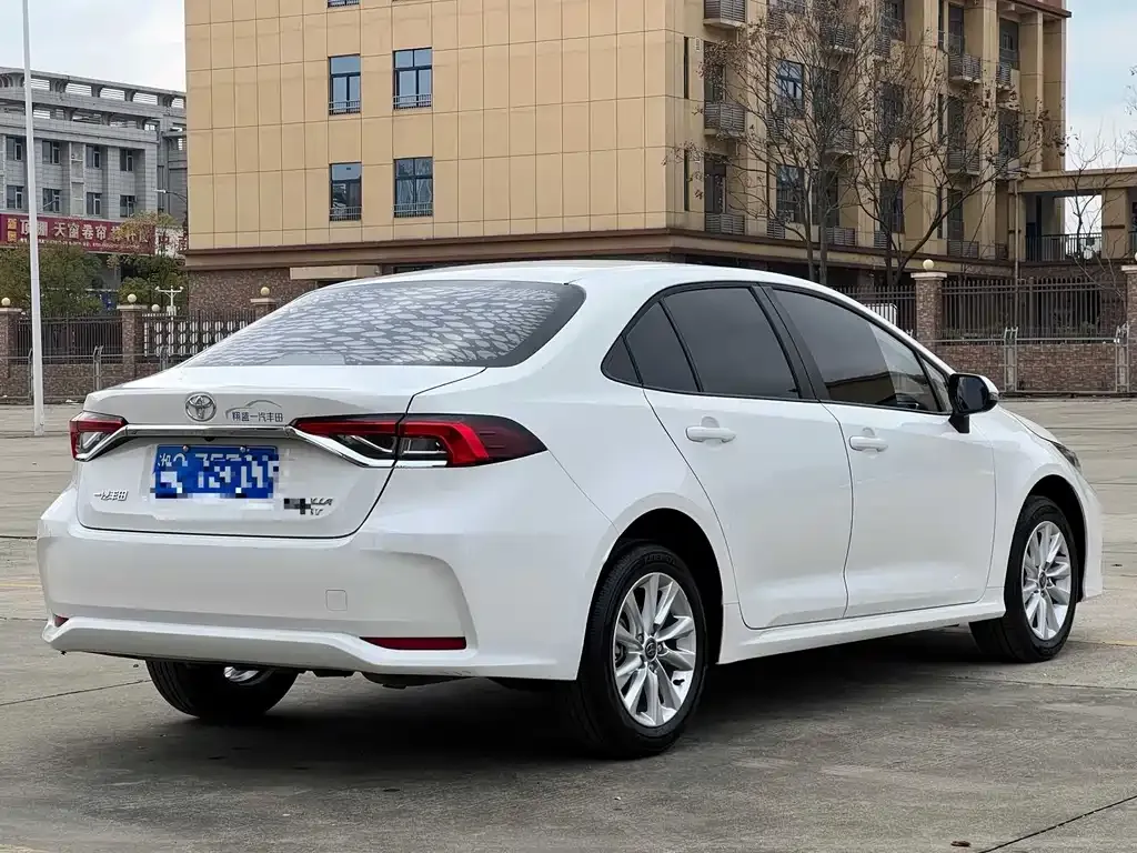 Toyota Corolla 2024 из CN, фото 7