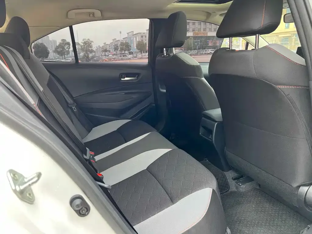 Toyota Corolla 2024 из CN, фото 4