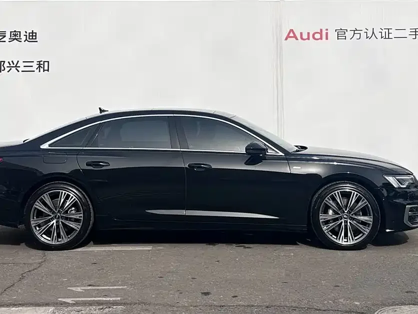 Audi A6L 2025 из CN, фото 2