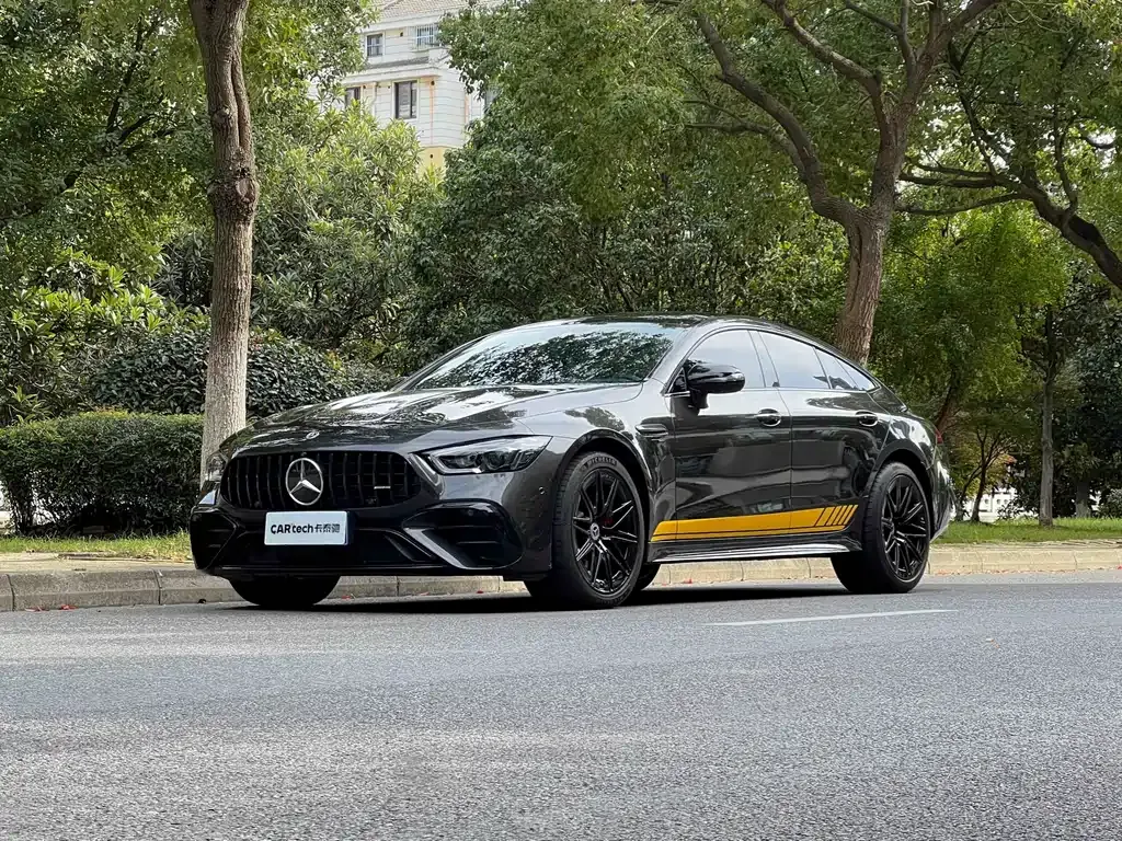 Mercedes-Benz AMG GT — фото 1