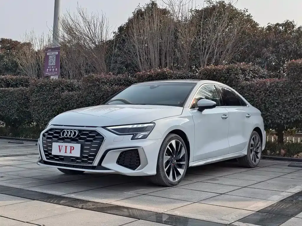 Audi A3 2024 из CN, фото 1
