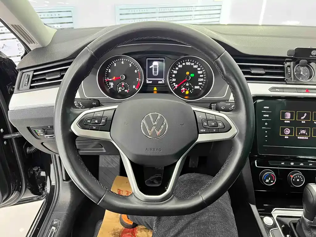 Volkswagen Magotan 2023 из CN, фото 4