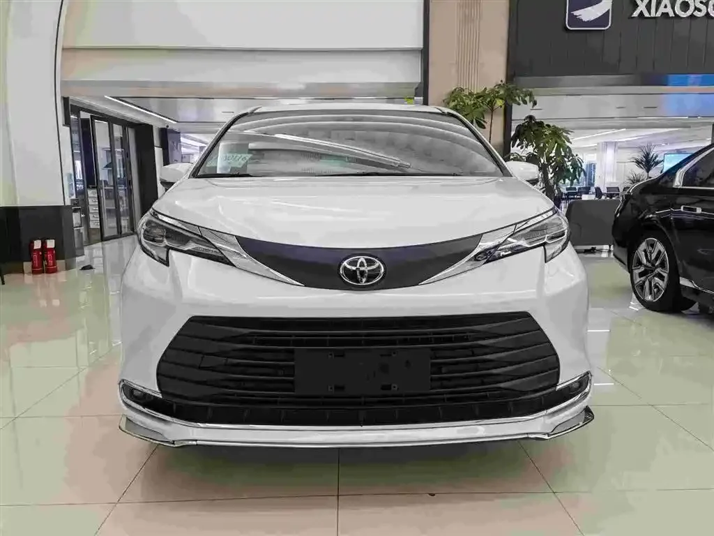 Toyota Sienna 2025 из CN, фото 8