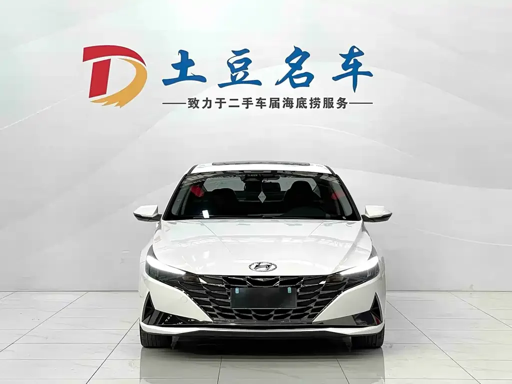 Hyundai Elantra 2023 из CN, фото 4