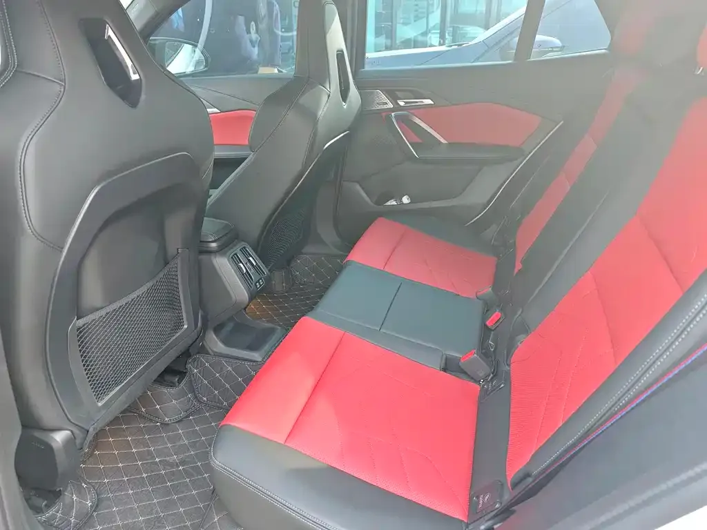 BMW X2 M35i 2024 из CN, фото 8