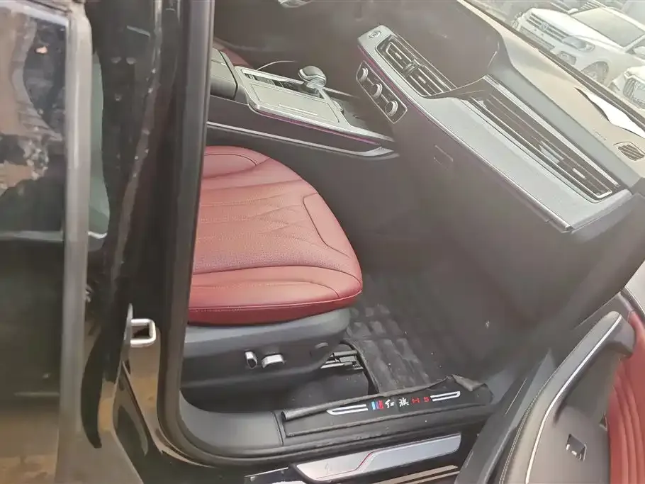Hongqi HS5 2025 из CN, фото 4