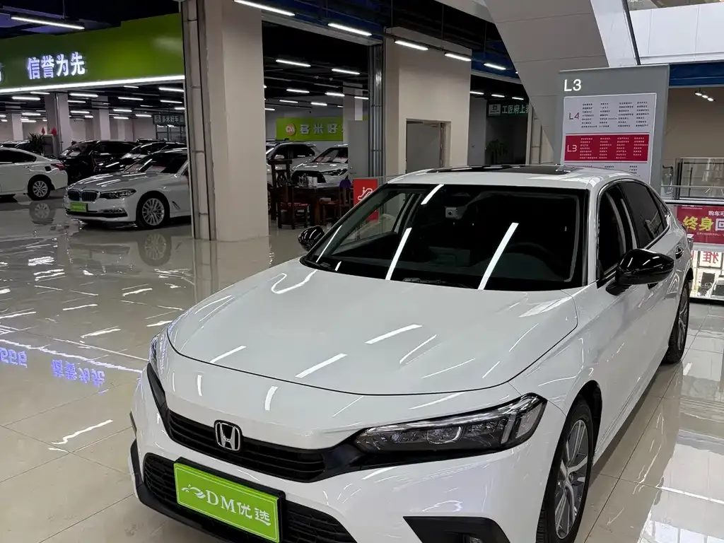 Honda Civic 2023 из CN, фото 2