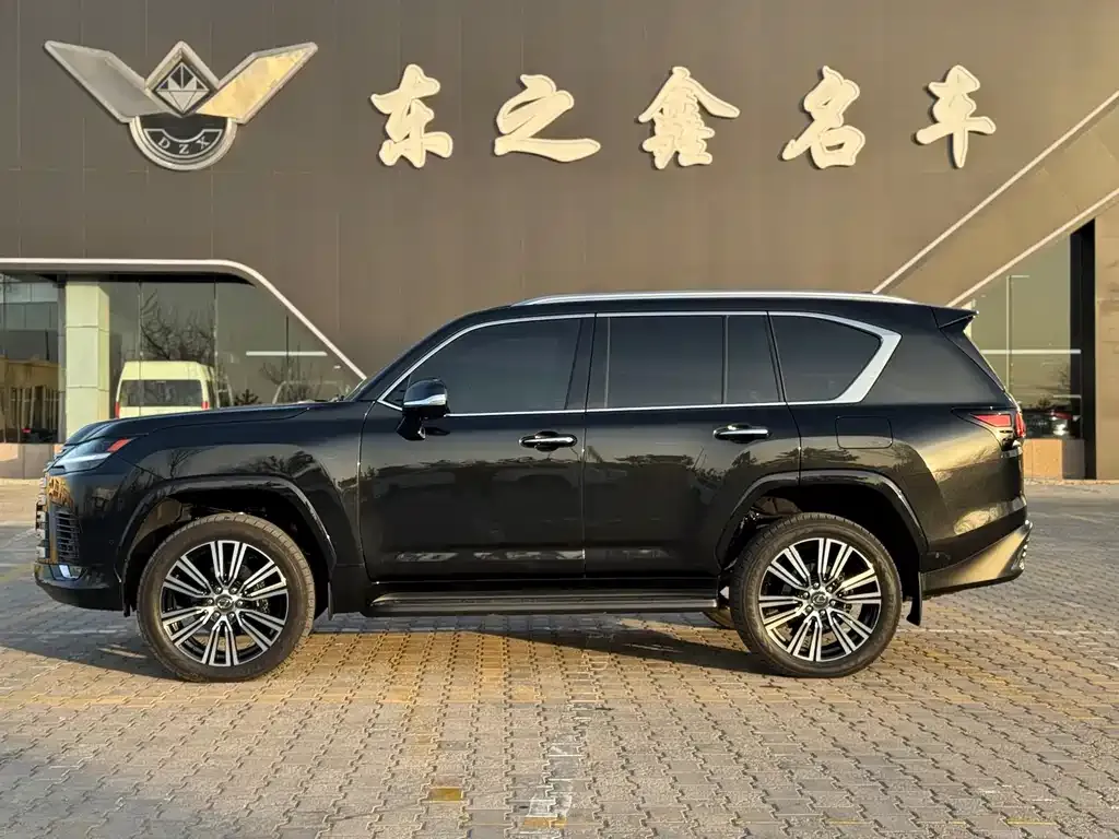 Lexus LX 2025 из CN, фото 7