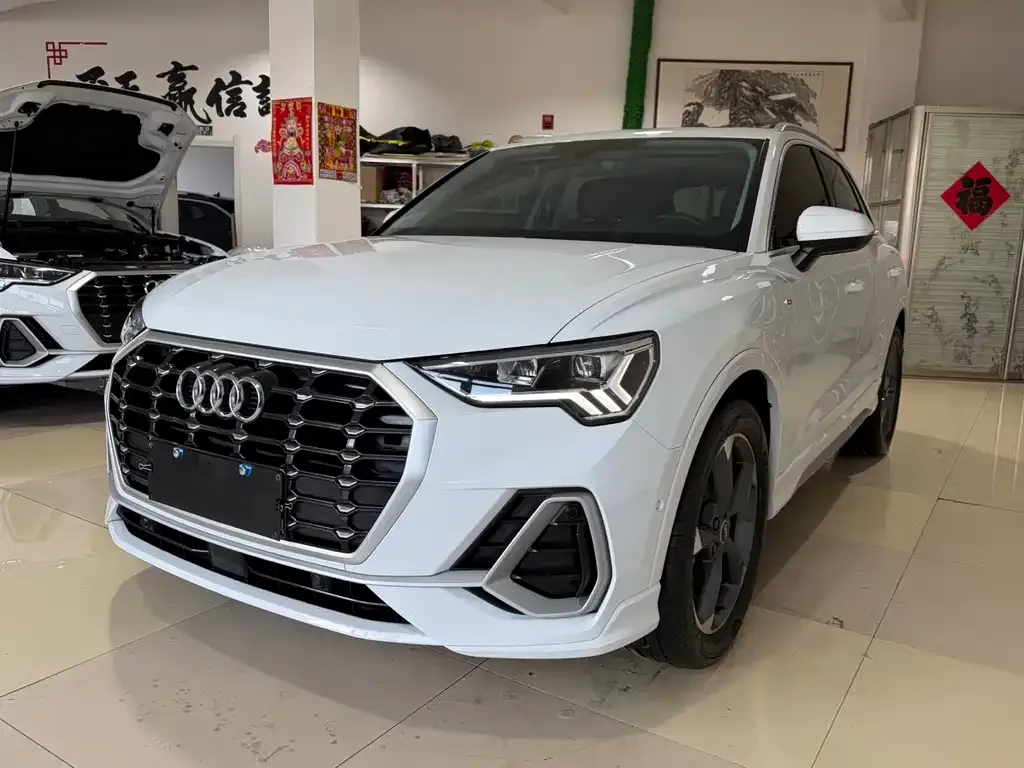 Audi Q3 2022 из CN, фото 1