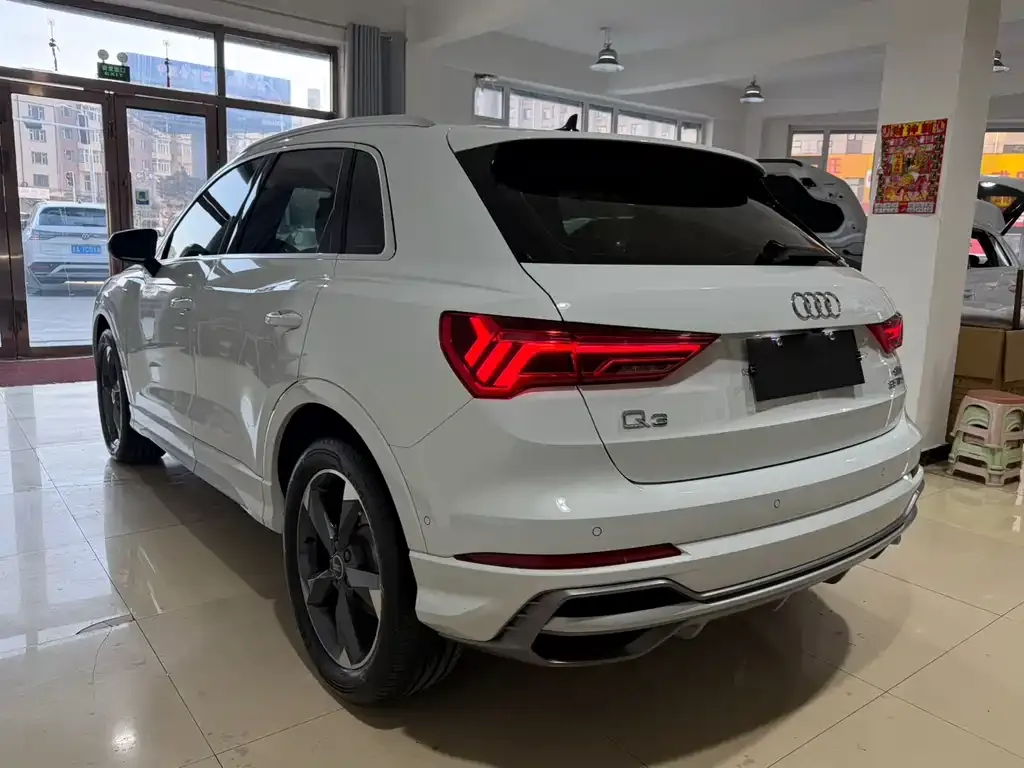 Audi Q3 2022 из CN, фото 9