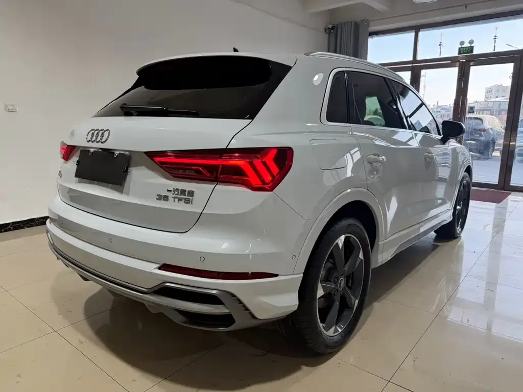 Audi Q3 2022 из CN, фото 8