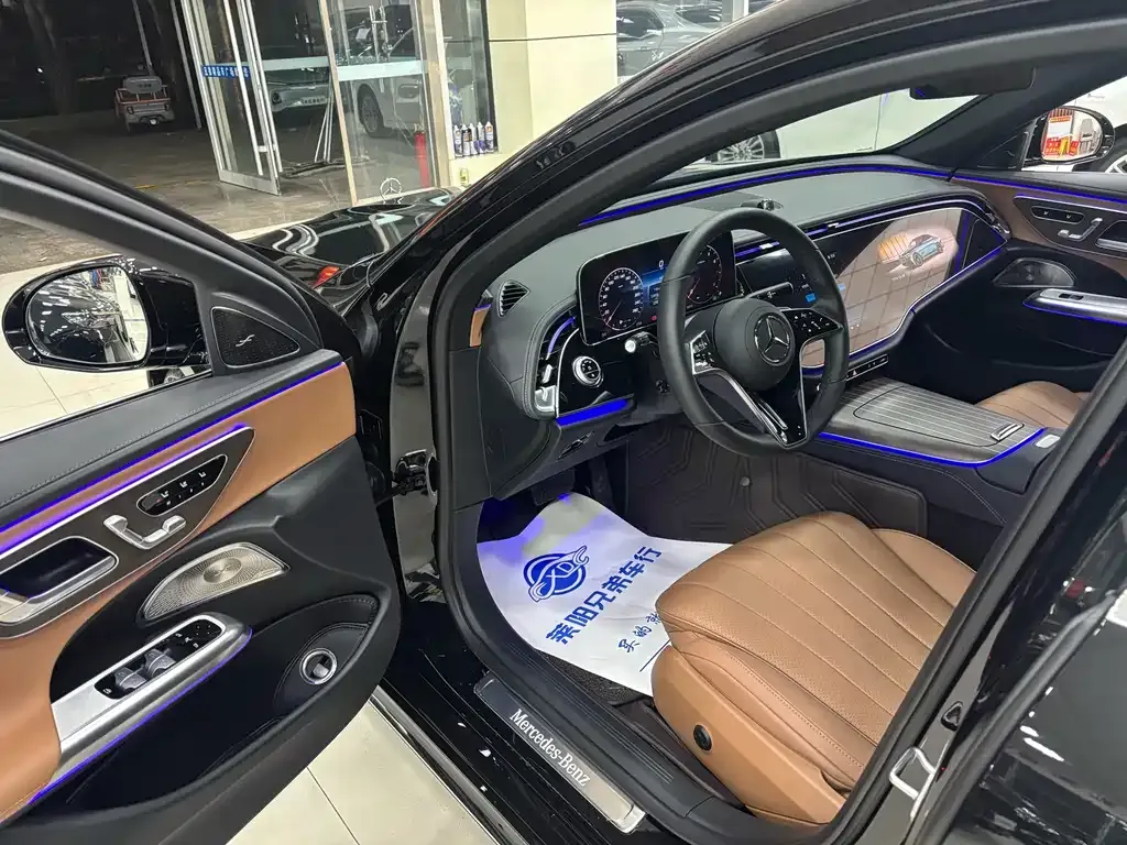 Mercedes-Benz E-Class 2024 из CN, фото 9