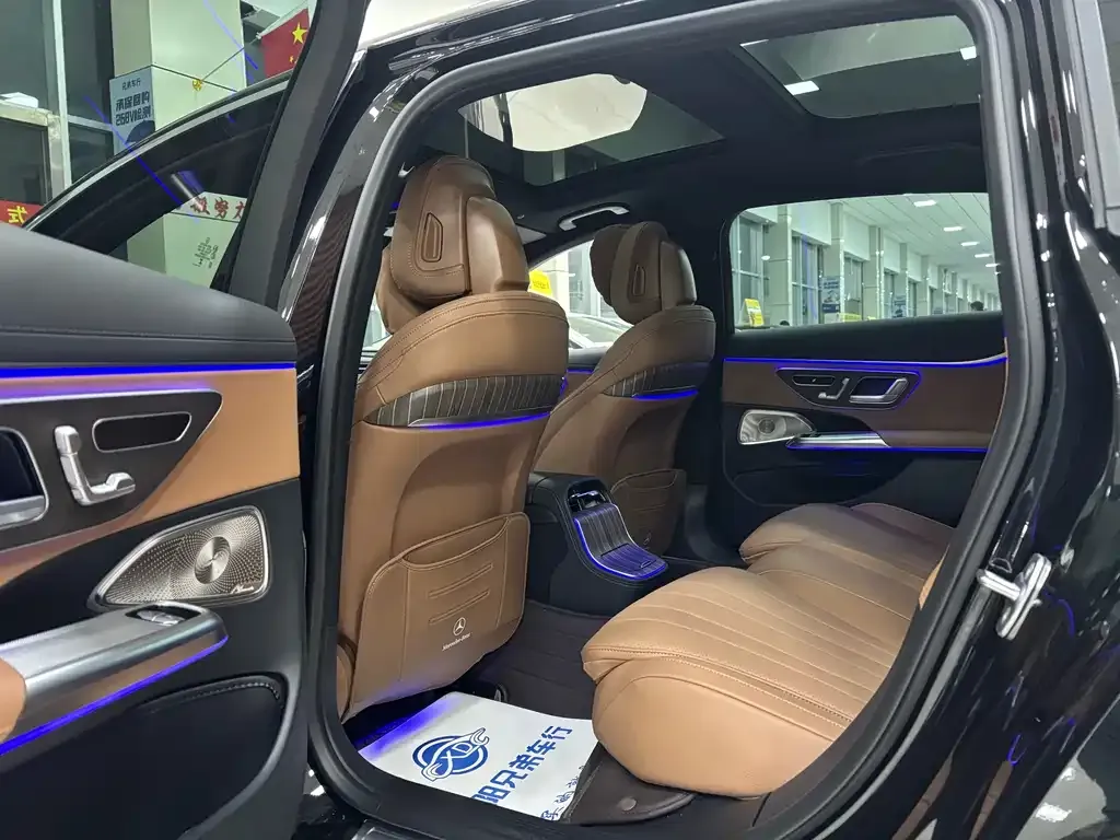Mercedes-Benz E-Class 2024 из CN, фото 6