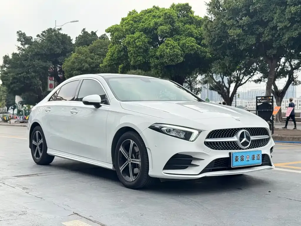 Mercedes-Benz A-Class — фото 4