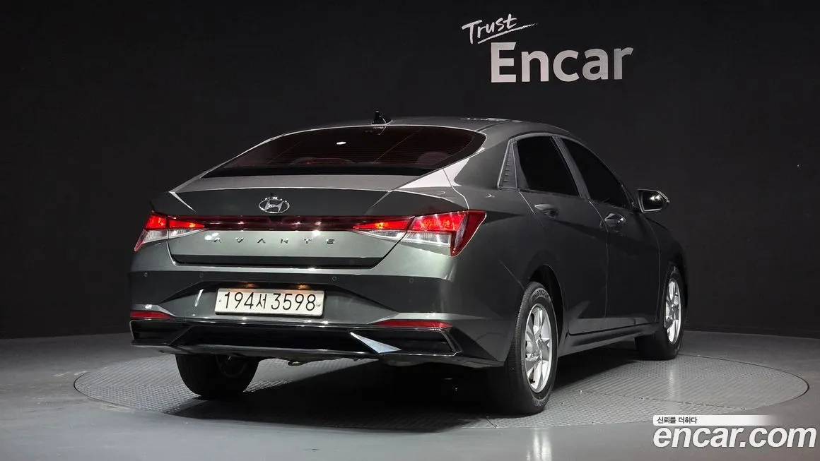 Hyundai AVANTE — фото 4