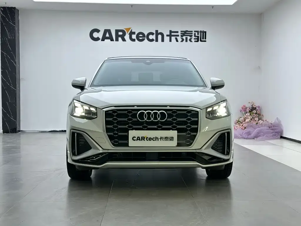 Audi Q2L 2022 из CN, фото 3