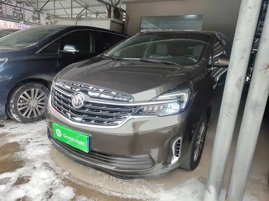 Buick GL8 2021 из CN, фото 6