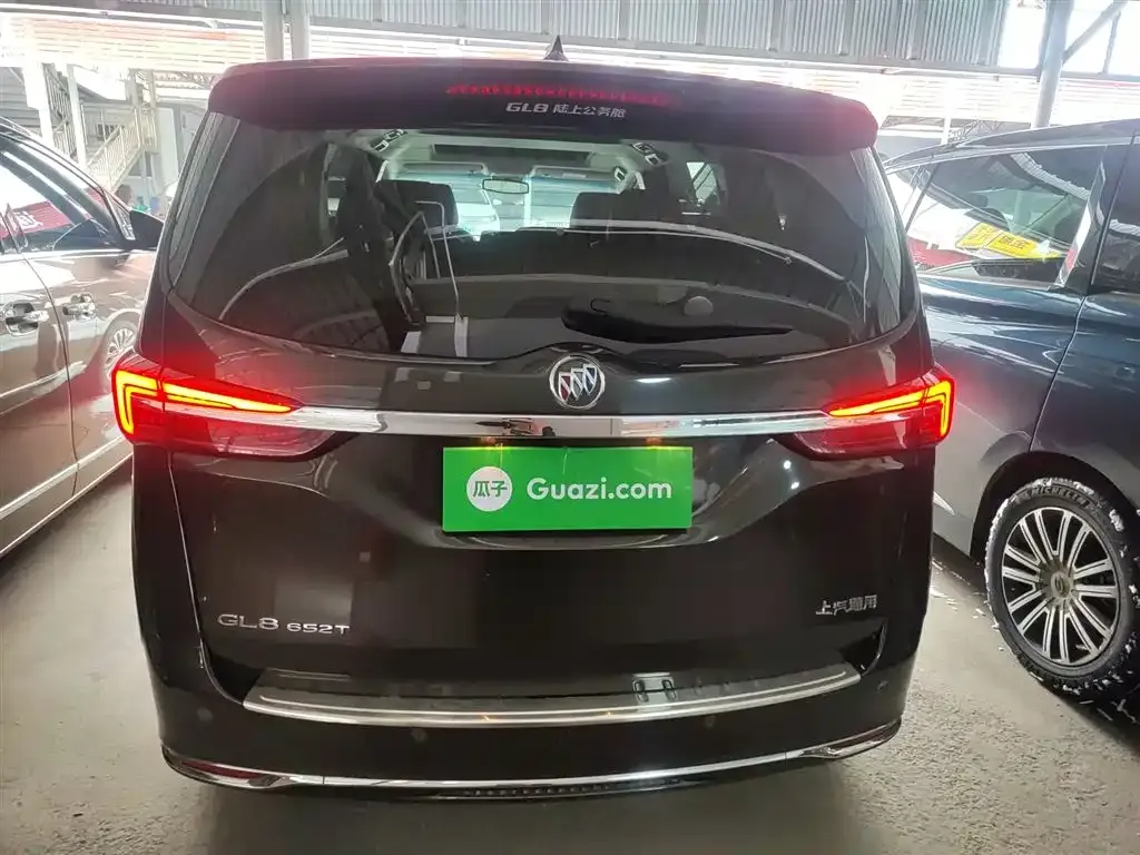 Buick GL8 2021 из CN, фото 8