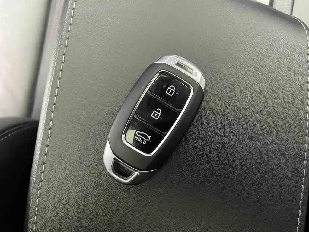 Hyundai Sonata 2021 из CN, фото 8