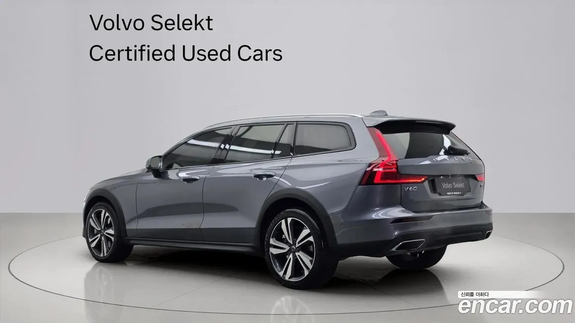 Volvo V60 — фото 6