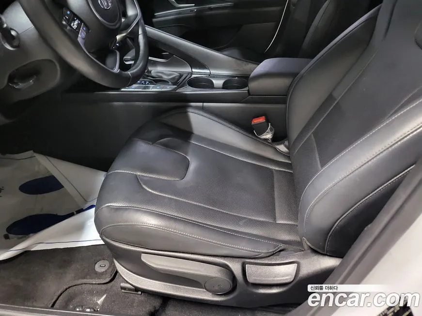 Hyundai AVANTE — фото 10