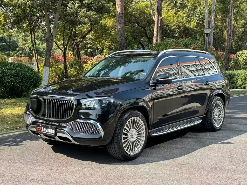 Mercedes-Benz GLS — фото 1