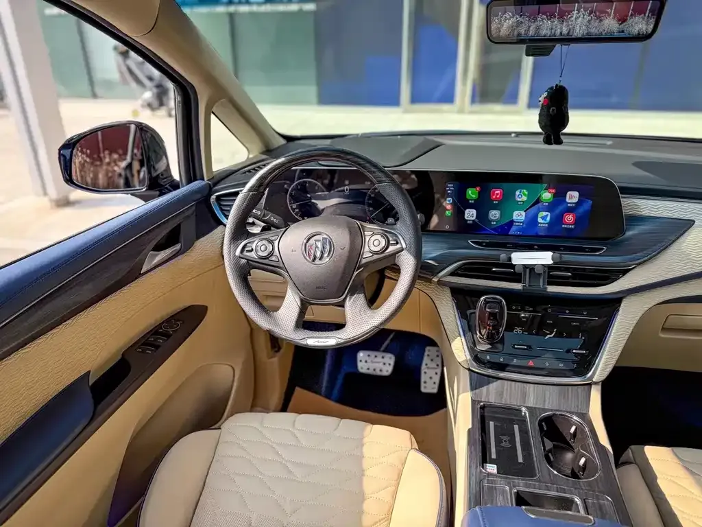 Buick GL8 2023 из CN, фото 9