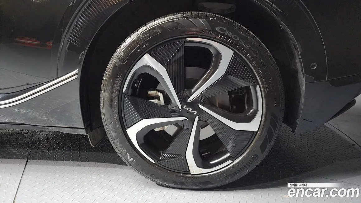 Kia EV6 — фото 7