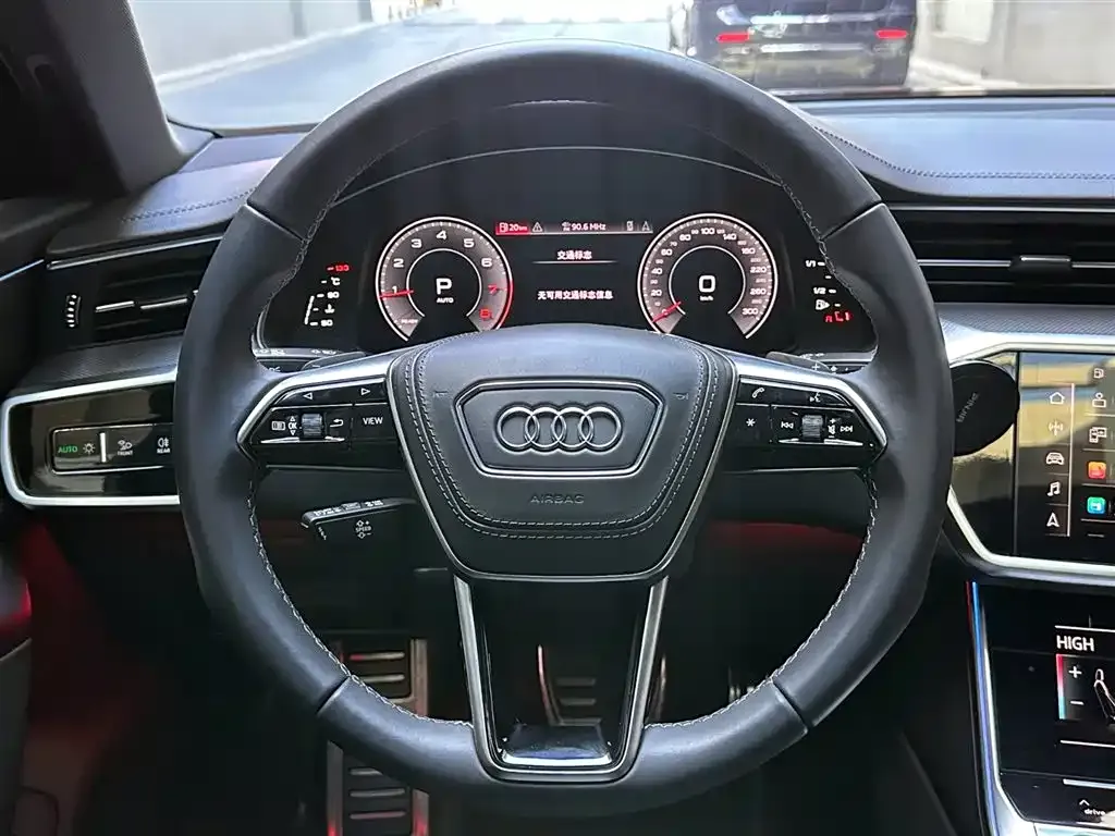 Audi A6L — фото 4
