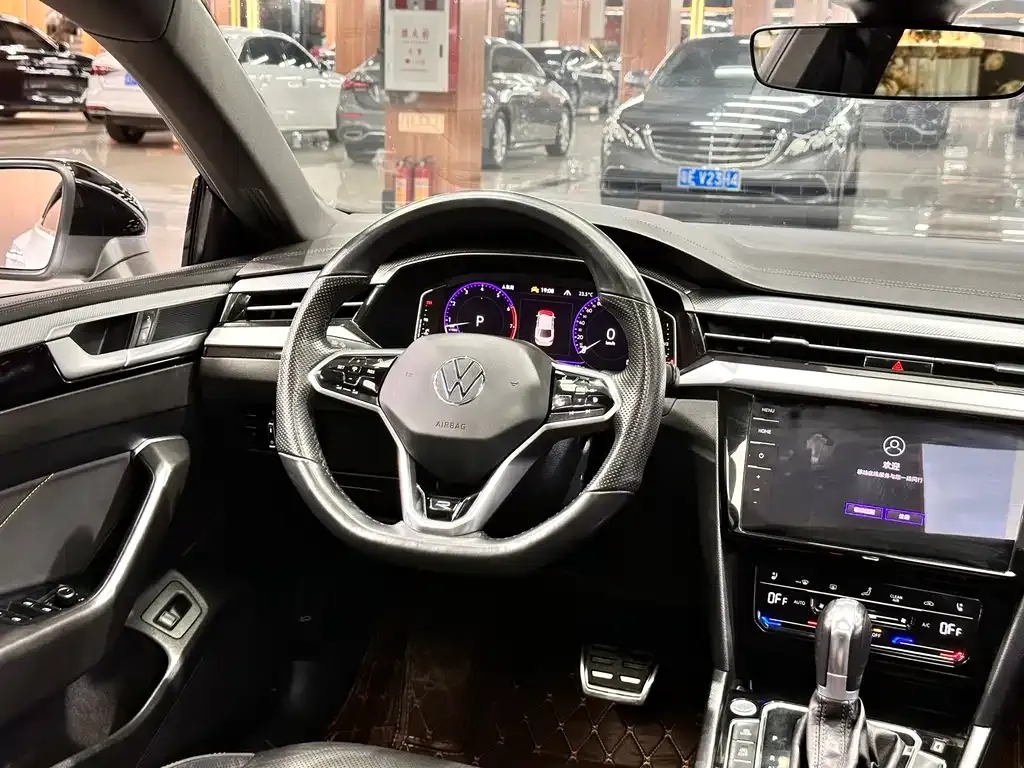 Volkswagen CC 2023 из CN, фото 6
