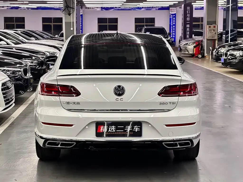 Volkswagen CC 2023 из CN, фото 5