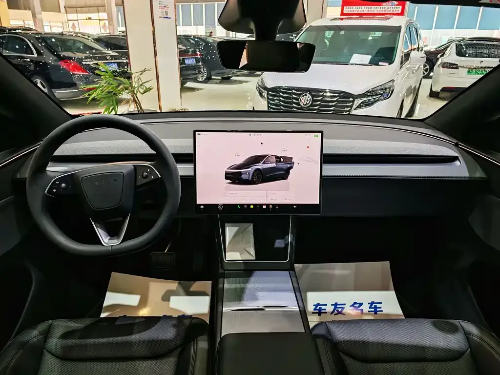Tesla Model Y — фото 5