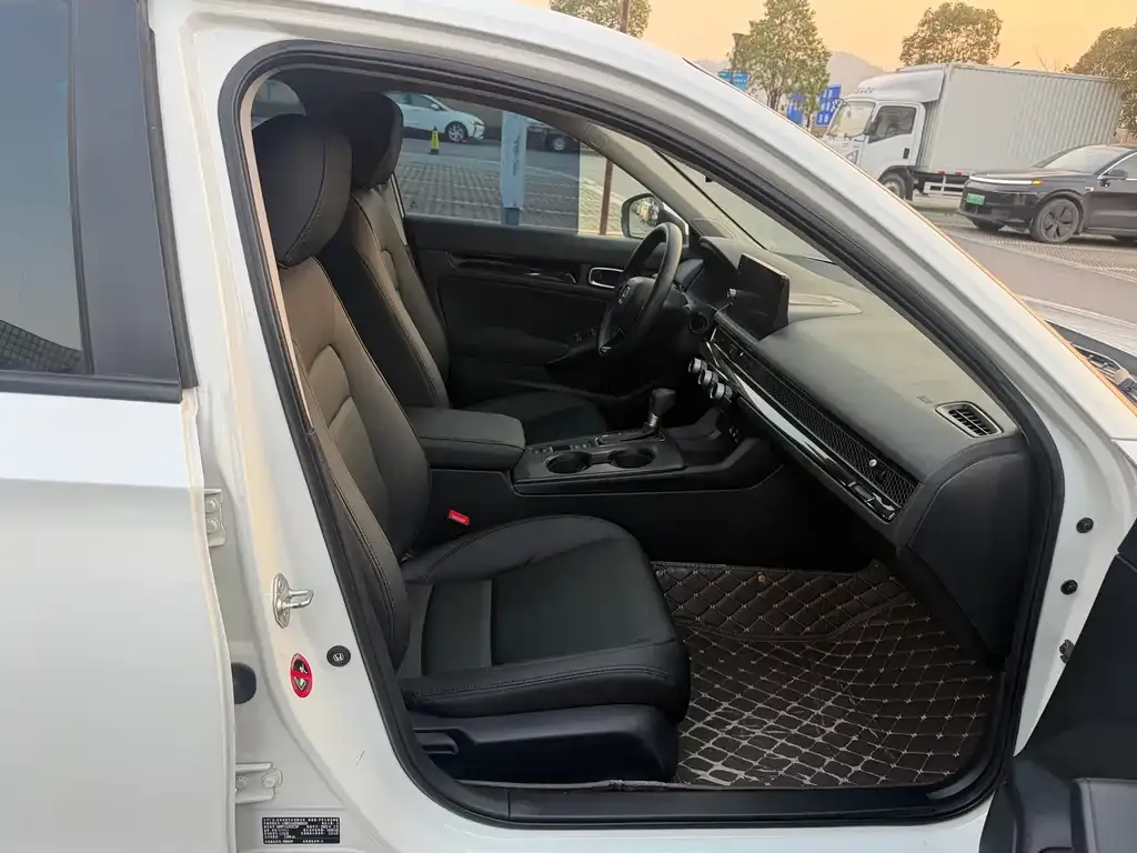 Honda Civic — фото 6