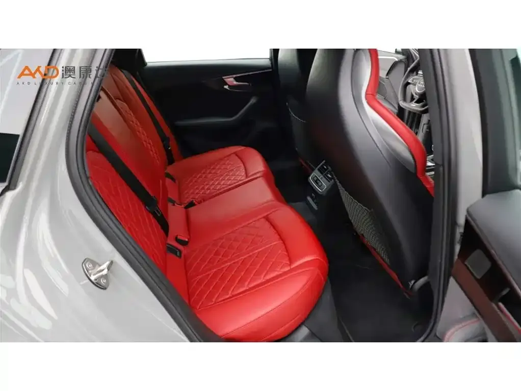 Audi S4 2023 из CN, фото 8