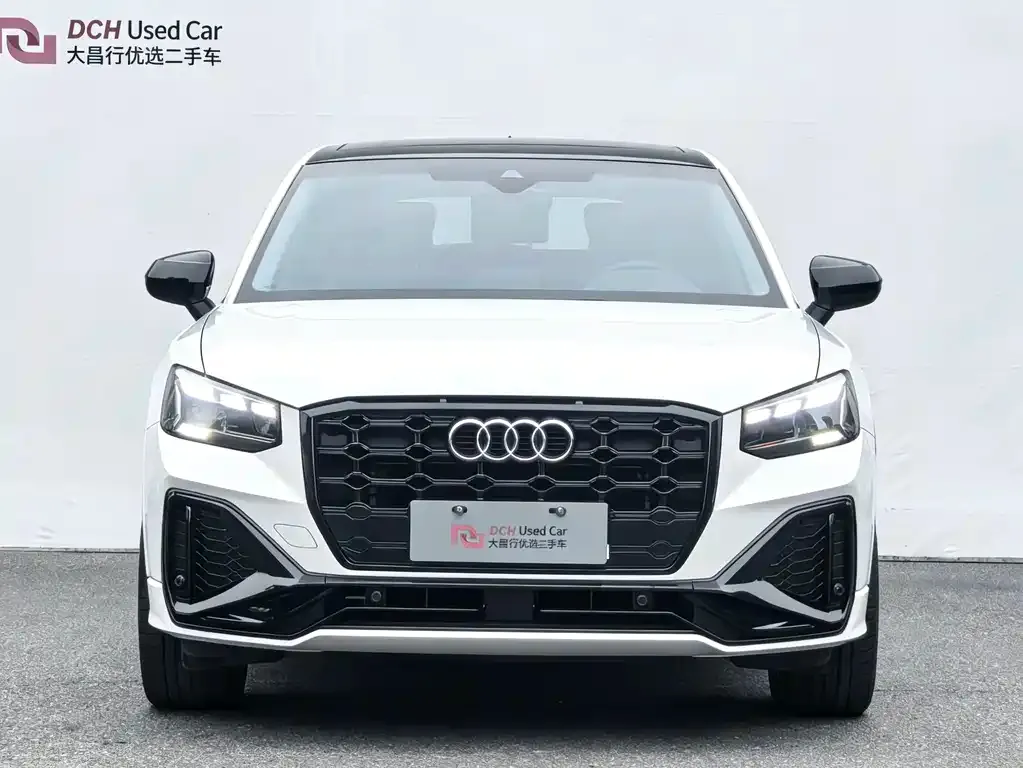 Audi Q2L 2023 из CN, фото 8