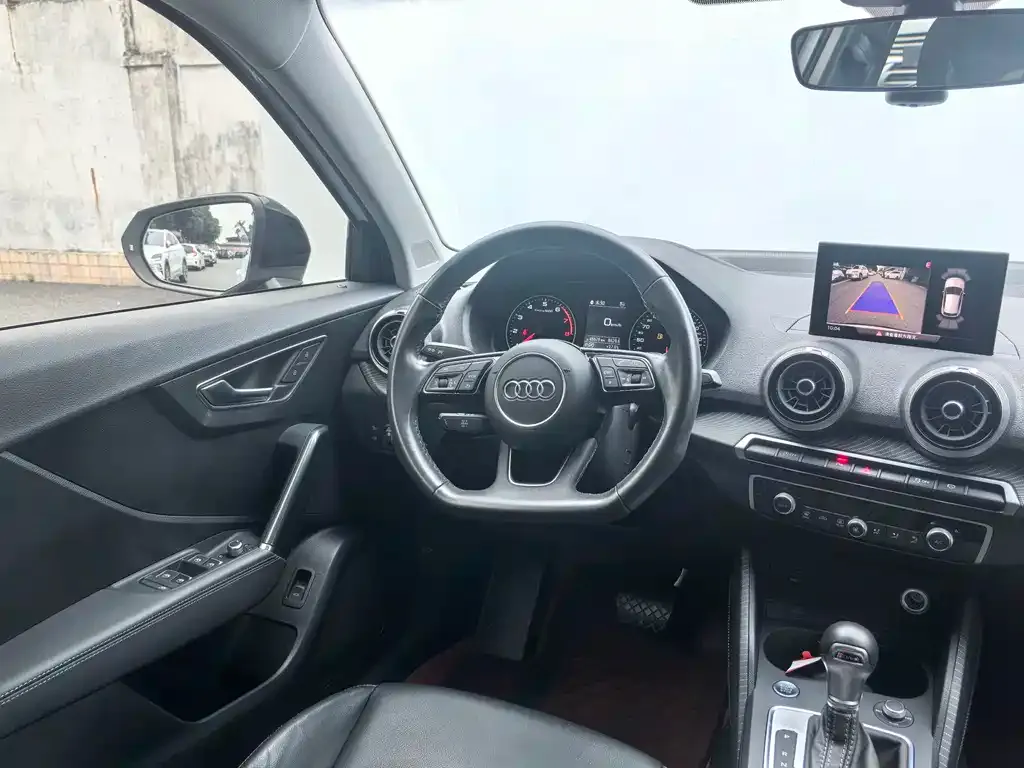 Audi Q2L 2023 из CN, фото 3