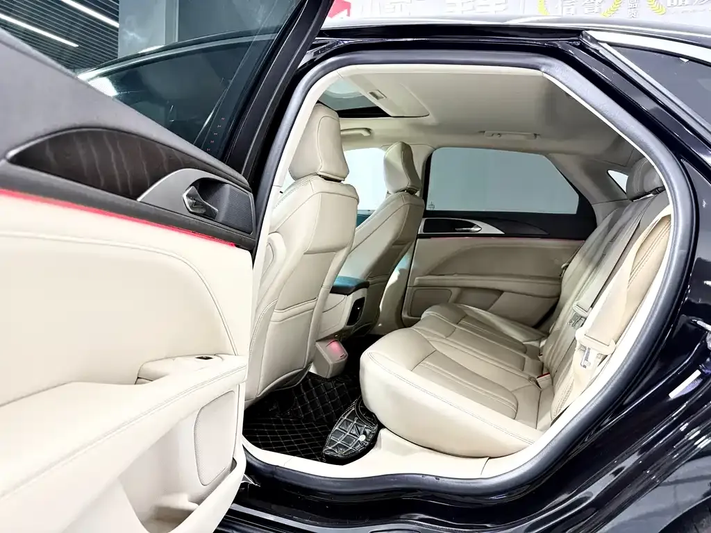 Lincoln MKZ 2021 из CN, фото 4