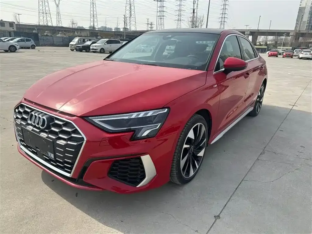 Audi A3 2023 из CN, фото 1
