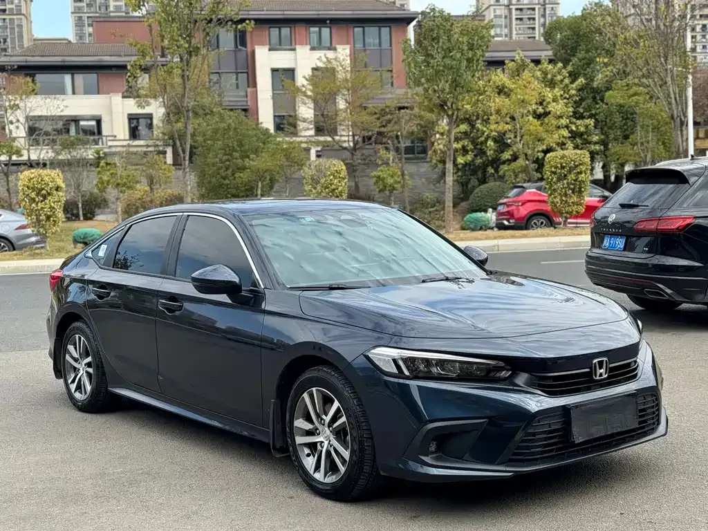 Honda Civic — фото 10