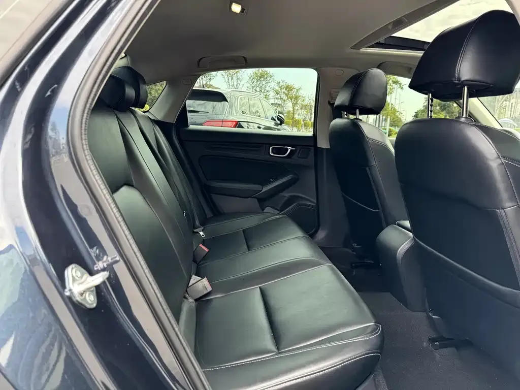 Honda Civic — фото 7