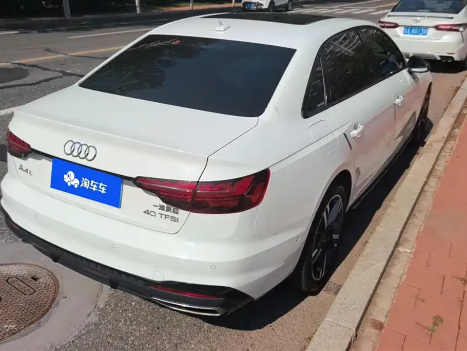 Audi A4L 2022 из CN, фото 7