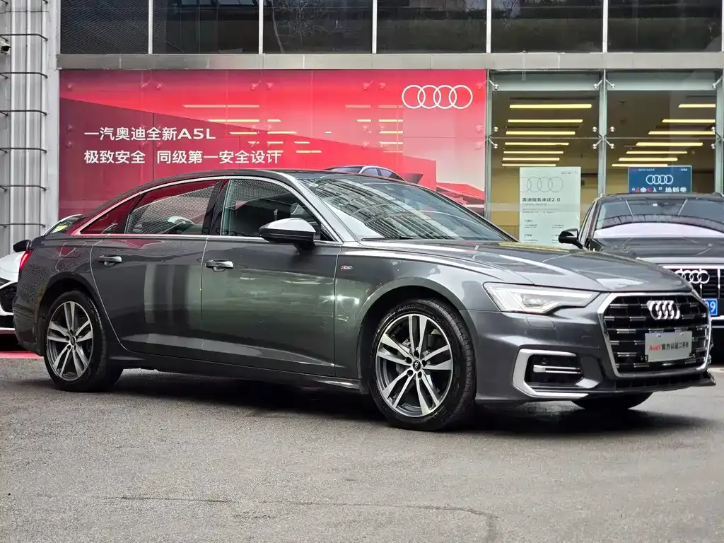 Audi A6L 2023 из CN, фото 7