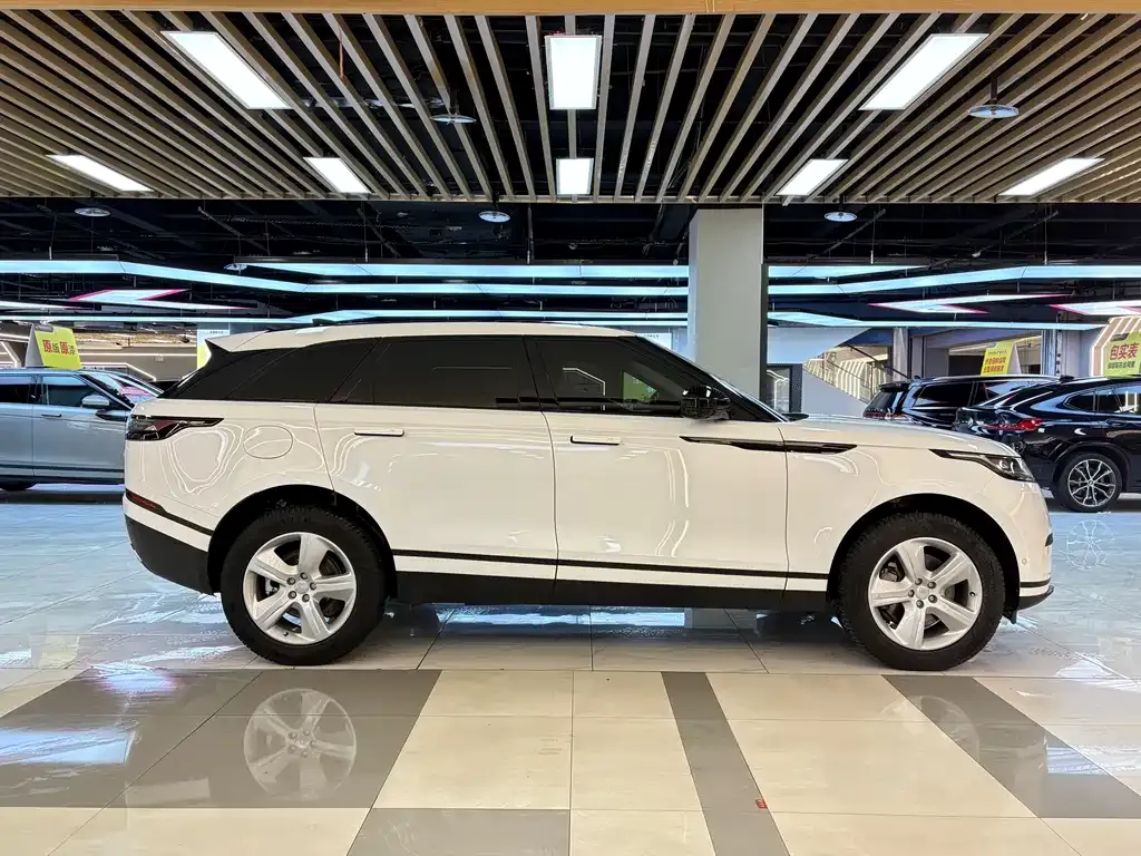 Land Rover Velar — фото 10