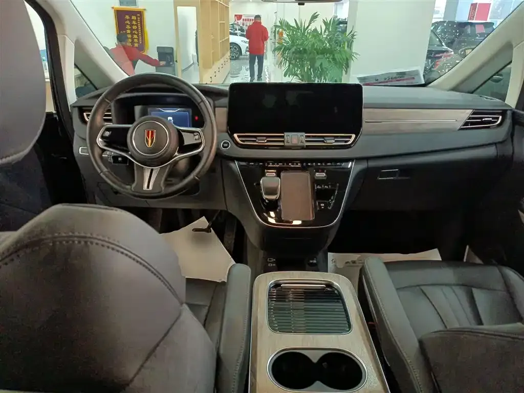 Hongqi HQ9 PHEV 2024 из CN, фото 5