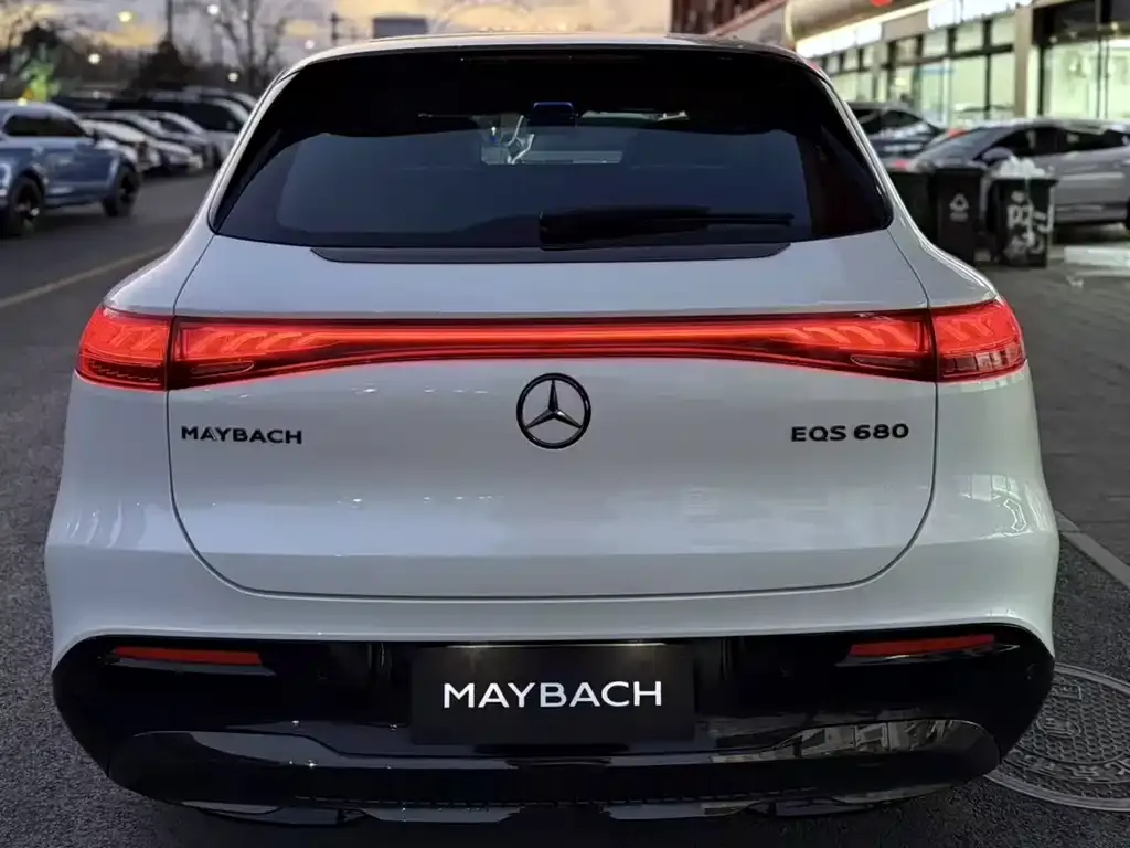 Mercedes-Benz EQS SUV 2026 из CN, фото 5