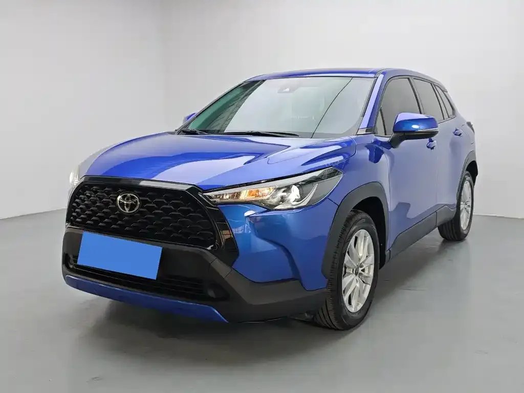 Toyota Corolla Cross 2022 из CN, фото 1