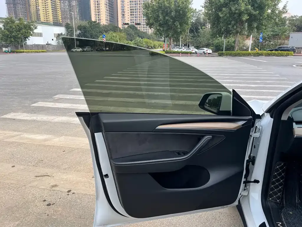 Tesla Model Y 2022 из CN, фото 2