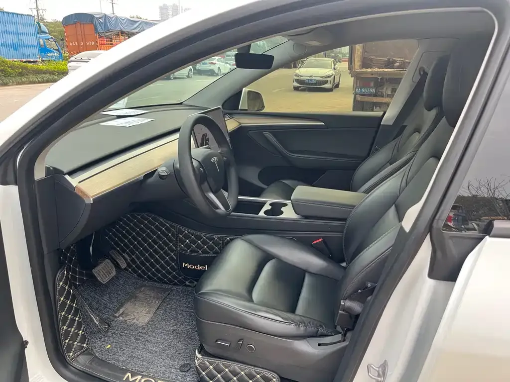 Tesla Model Y 2022 из CN, фото 7