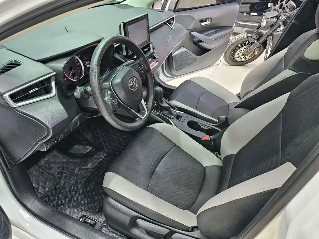 Toyota Corolla 2022 из CN, фото 7